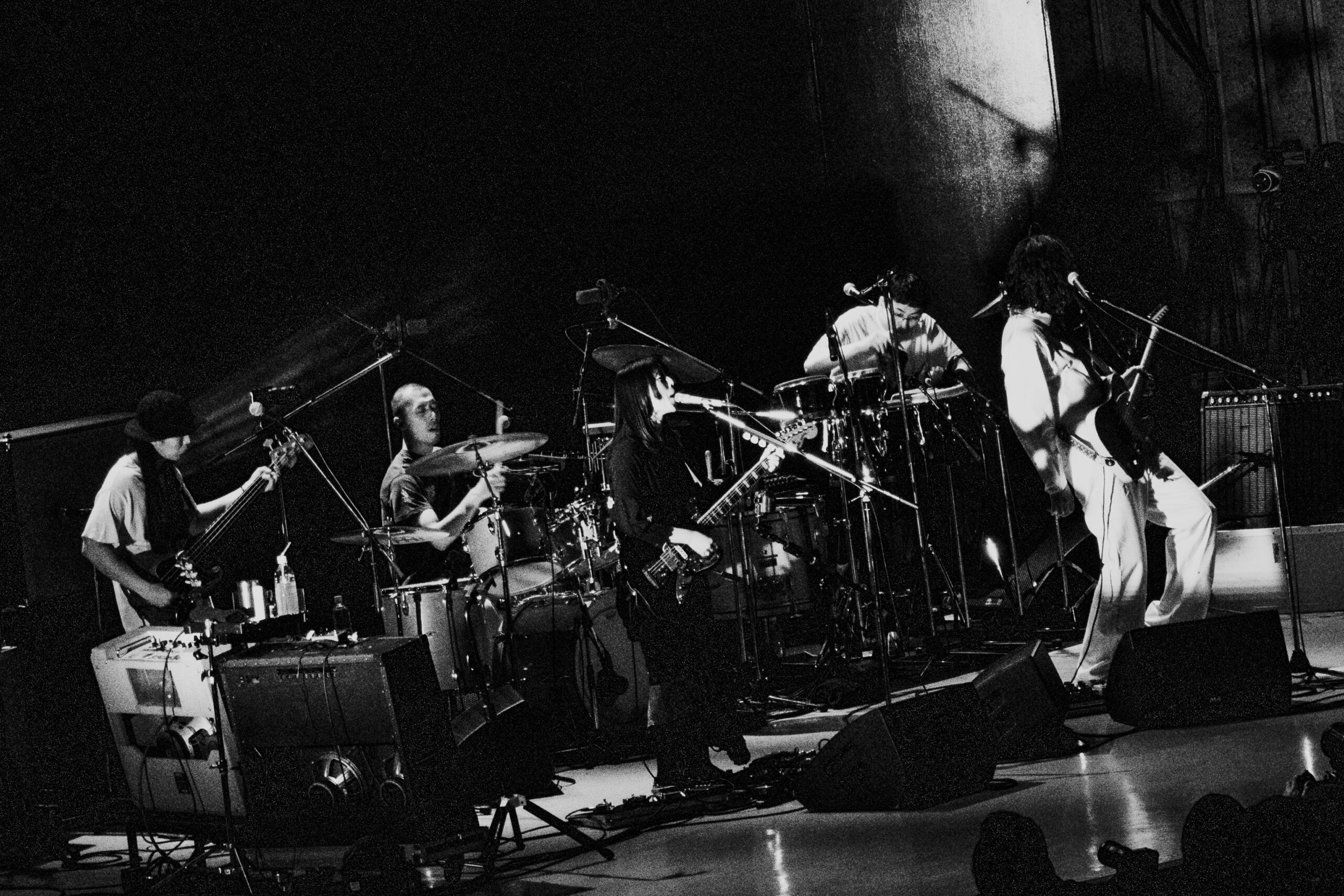 開催決定】「kanekoayano Hall Tour 2025 “⽯の⽷”」 | カネコアヤノ 